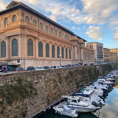 Appartamento Al Mercato Livorno Exterior foto